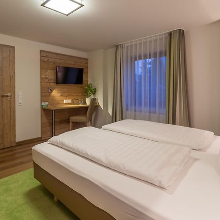 Gaestehaus Burgblick Bisingen 객실 사진