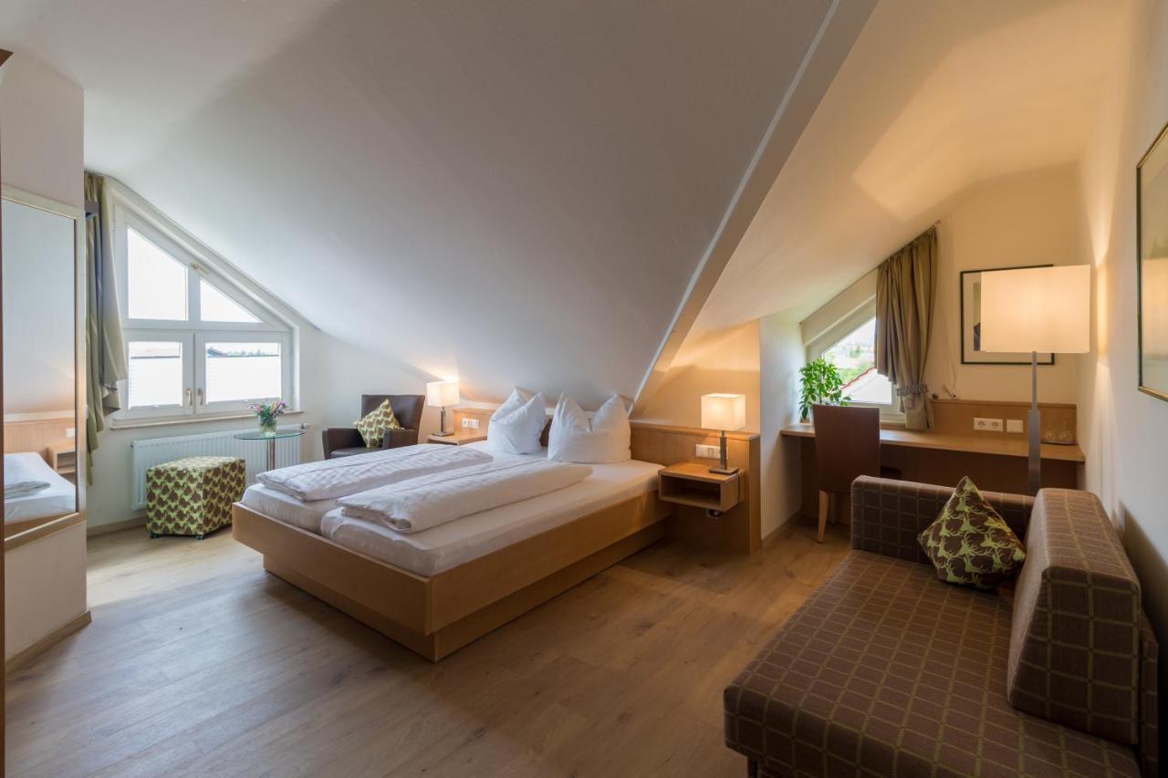 Bisingen Gaestehaus Burgblick B&B 외부 사진