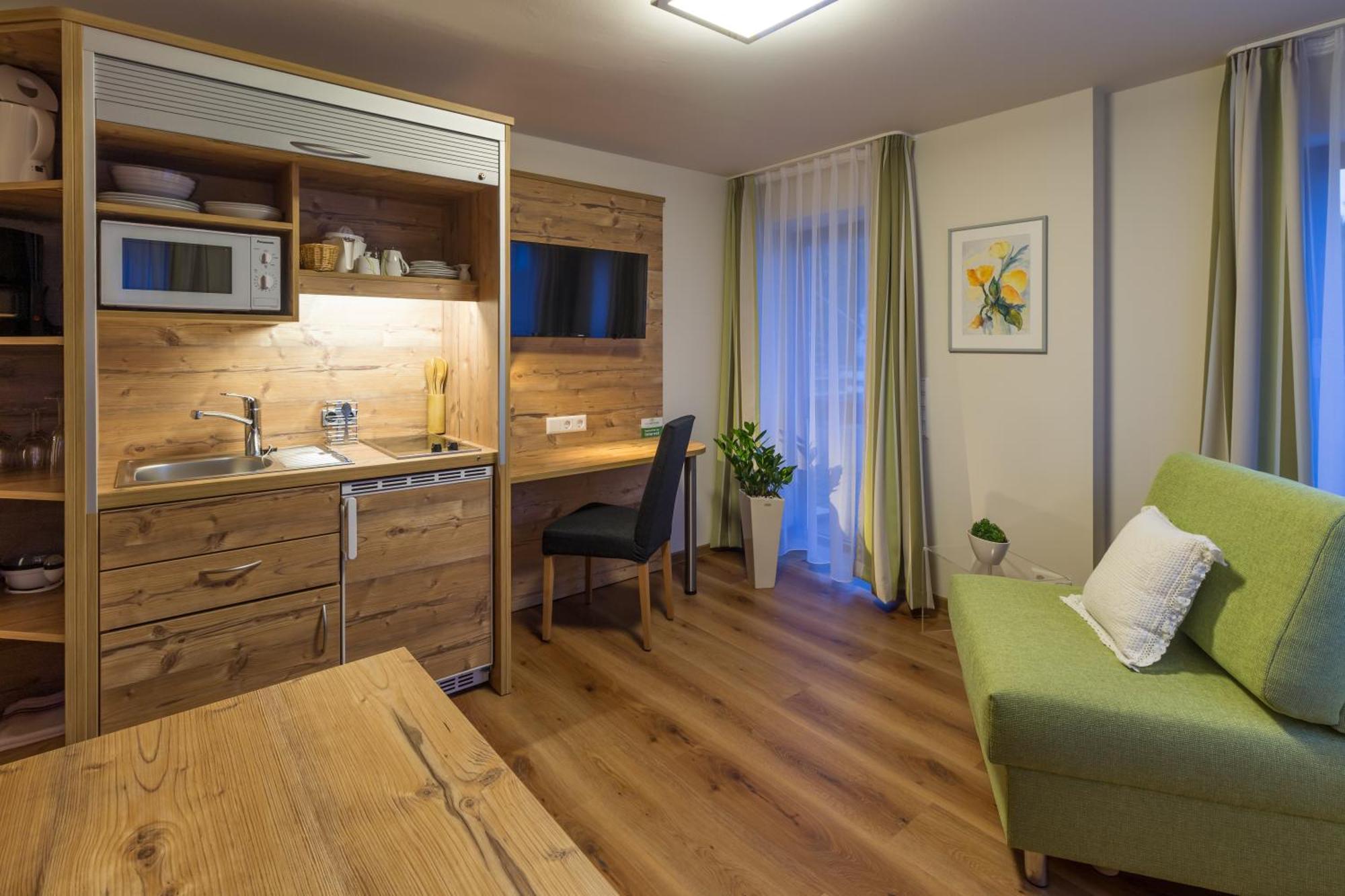 Gaestehaus Burgblick Bisingen 객실 사진